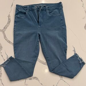 American Eagle Outfitters Women's Cropped Blue Jeans